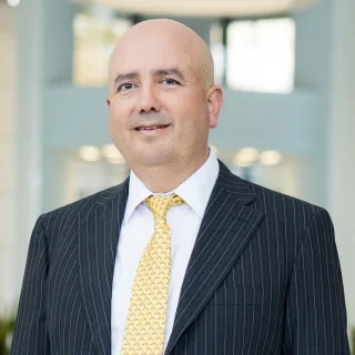 Oscar Benjamin Valencia - Attorney