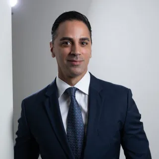 Steven Sibouye Yamin-Esfandiary - Attorney