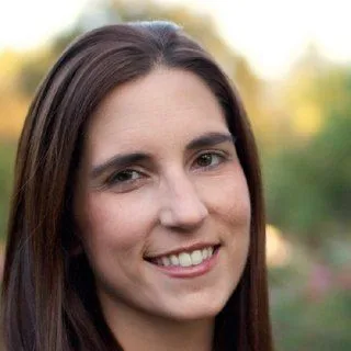 Leslie Renae Ramos - Attorney
