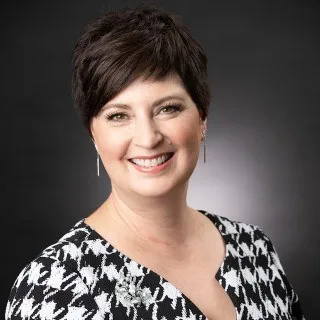 Julie Travis Moss - Attorney