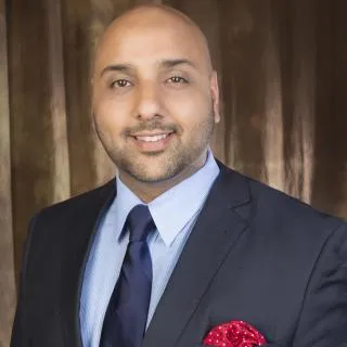 Shiraz Khan - Attorney