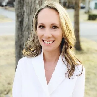 Leslie Silva - Attorney